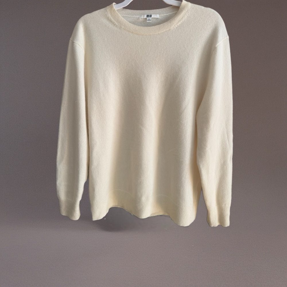 Chashmere Uniqlo Cream Knit Crewneck Sweater